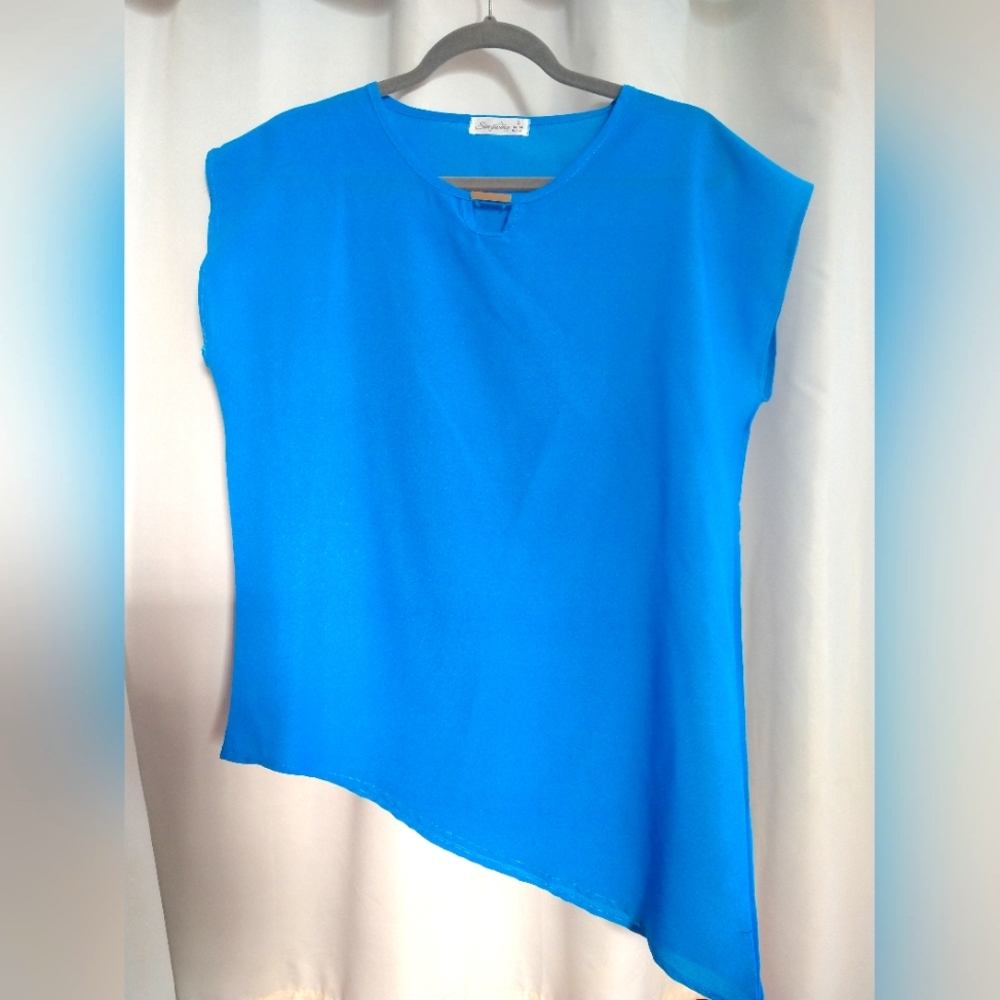 Singwing women's top